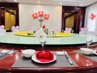 Jixi International Hotel Business Building - parcheggio