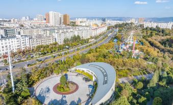 Yuebanwan Hotel (Qujing Railway Station)