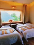 Luding Guishan Muyun Homestay - Bergblick