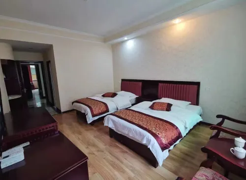Emeishan Longteng Homestay
