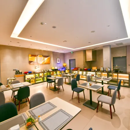 Homeinn Selected Hotel (Longkou Huang County Avenue Zhenhua Commercial Building)
