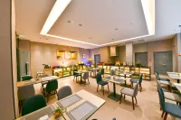 Homeinn Selected Hotel (Longkou Huang County Avenue Zhenhua Commercial Building)