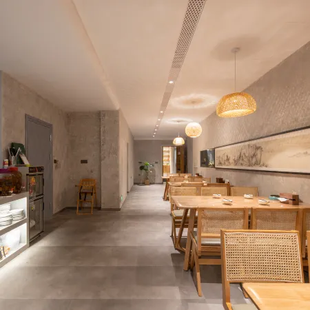 Xiao Zhang's Cultural and Artistic Homestay