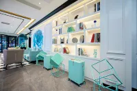 Xana Hotelle (Zhengzhou Xinzheng International Airport)