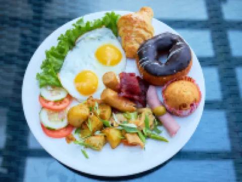 Bar Peepal Resort Hoteles en Kaski