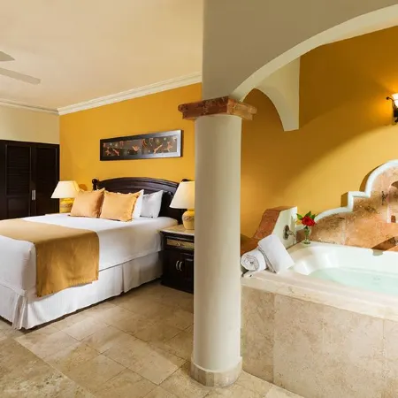 El Dorado Seaside Palms A Spa Resort Отели рядом с достопримечательностью «Rockaway Bay»