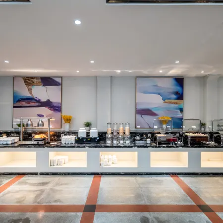 Yulong Garden Hotel (Zhenping Wandelong Plaza)