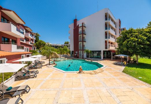 토파지오 바이브 비치 호텔 & 아파트먼트