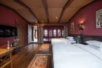 Xiangge Huangfu Holiday Hotel
