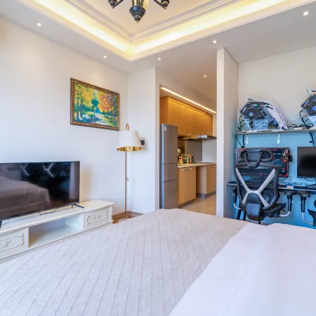 Crosser E-sports Hotel (Dalian Heping Square Branch)