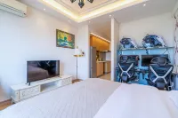 Crosser E-sports Hotel (Dalian Heping Square Branch)