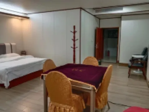 Zhongshan Haoyue Apartment