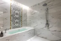 Ibis Styles Hotel (Ruili Jiegao Border Trade Zone Branch) - Hot Springs