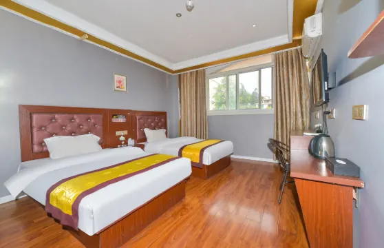 開陽天府明珠假日酒店