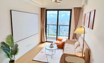 Yixiyisu Apartment (The Mixc)