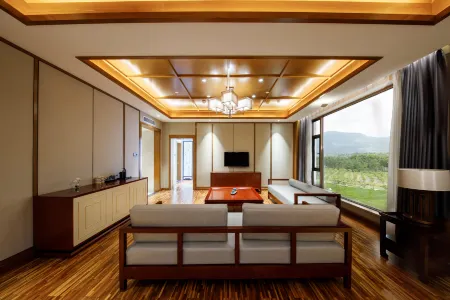Yilong An'yun Hongcun  Wild Luxury Resort