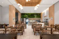 Duobei Cloud Hotel - breakfast