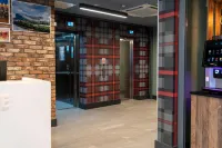 EasyHotel Dublin Hotels near Conway's Jewellers