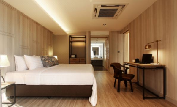 @Nares Hotel