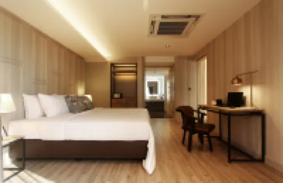 โรงแรมแอทนเรศ