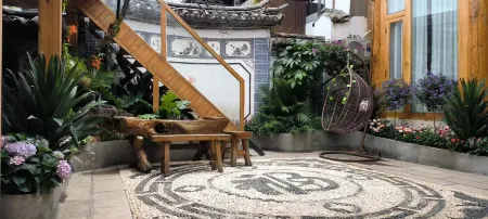 Qixia Nanting Bieyuan (Lijiang Ancient City Qiyi Street Branch)