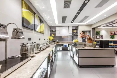 Aida Business Hotel (Suzhou Changjiang No.1 University of Science and Technology) Отели рядом с достопримечательностью «Wenzheng College of Soochow University»