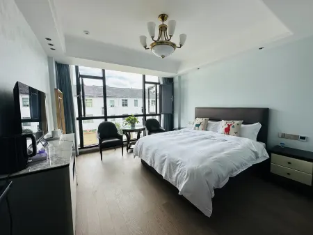 Pujiang Shanqianshuiju hostel