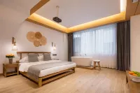 Libo Qizi Oshe · Ancient Town Designer Holiday Home