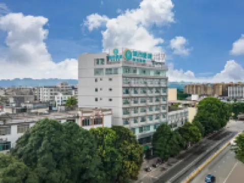 城市エコノミーホテル（崇左寧明） 寧明のホテル