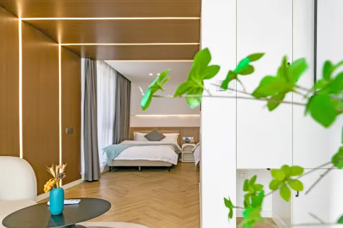 Shengsi inn Suyin Seaview Designer Homestay (Donghai Cinyucun Branch)