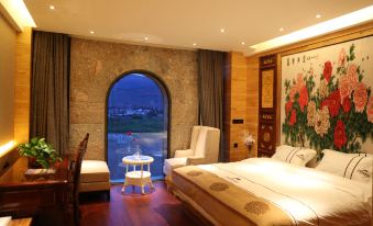 Huoyanshan Hot Spring Hotel