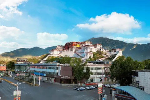 Lhasa Potala Palace FONTOO Hotel