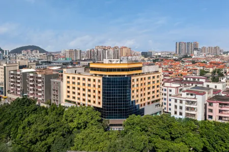 Yushe Hotel (Foshan Xilushan Guangdong Eternal Love Branch) Отели рядом с достопримечательностью «Xiqiao Wong Tai Sin Temple Scenic Area»