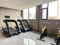 Tonghai country  seaman Hotel - Gym