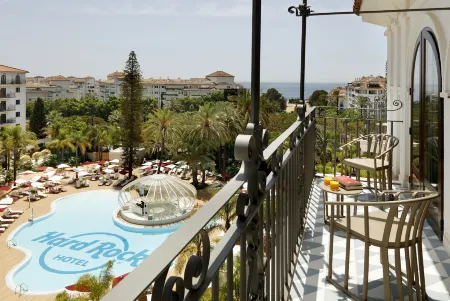Hard Rock Hotel Marbella – Puerto Banús