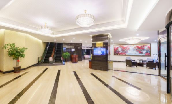 Dalian Kyushu International Hotel (Railway Station Zhongshan Plaza)