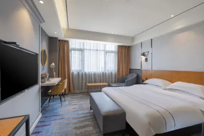 Jingjing Light Luxury Hotel (Mingshi Branch)