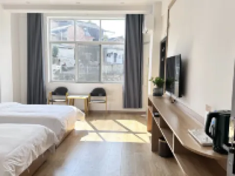 安達酒店（龍陵客運站店） 龍陵酒店