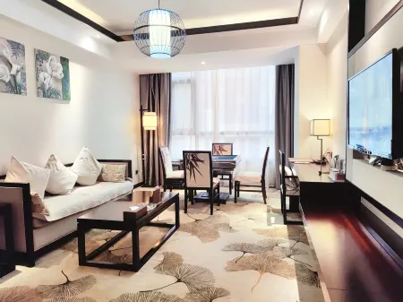 Hai Tian Hotel Отели рядом с достопримечательностью «Red Army Sidu Chishui Memorial Park»