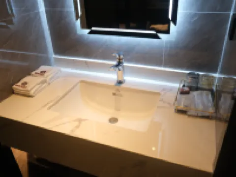 Lane Bay Hotel Hotels in Qin County