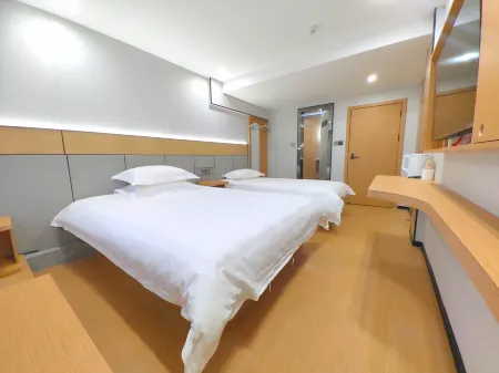 Huamin Youth Hostel (Shanghai Bund Branch)