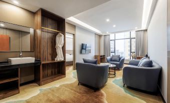 Homeinn Ease Hotel (Linyi Yitang Central Avenue)