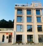 Heyi Shanyin Homestay (Linyishan Huaqing Palace) Hotels near Huaqing Palace