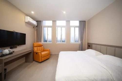 Guangde Banxia Hotel - 2-Star