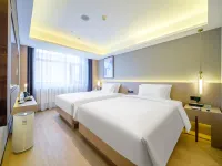 Lavande Hotel (Changchun Railway Station Square Branch) Hotels in Changchun