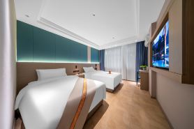 Left Bank Yunji Hotel