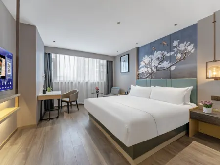 Magnotel Hotel (Luoyang Peony Square Subway Station Wanda)