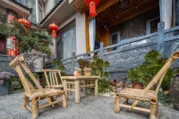 No. 36, Dewei Village, Jinshan Street, China/Yunnan/Lijiang/Ancient City District 리장/여강 기차역 호텔