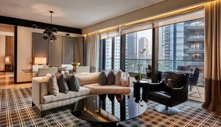W Guangzhou