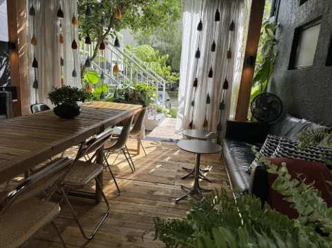 ザ カーメレンス プレイス バイ セリロス